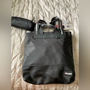 *BNWT* Pajar tote bag with bonus storage pouch